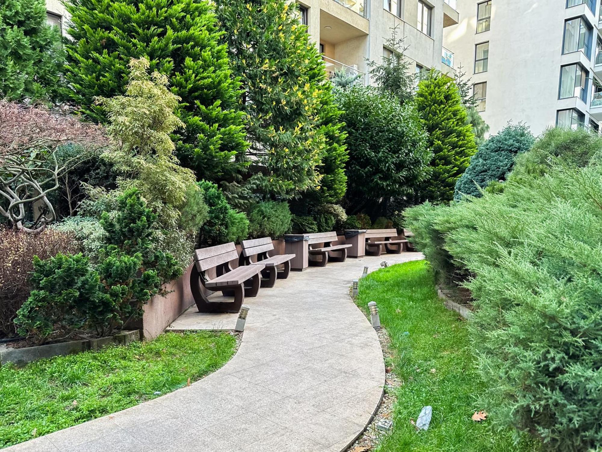 Garden Apartment - Herastrau Park 3Min Walk Bucarest Esterno foto